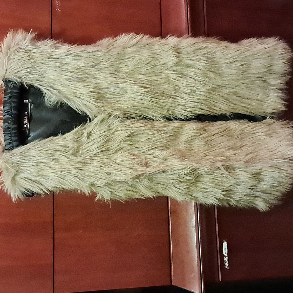 Faux fur vest